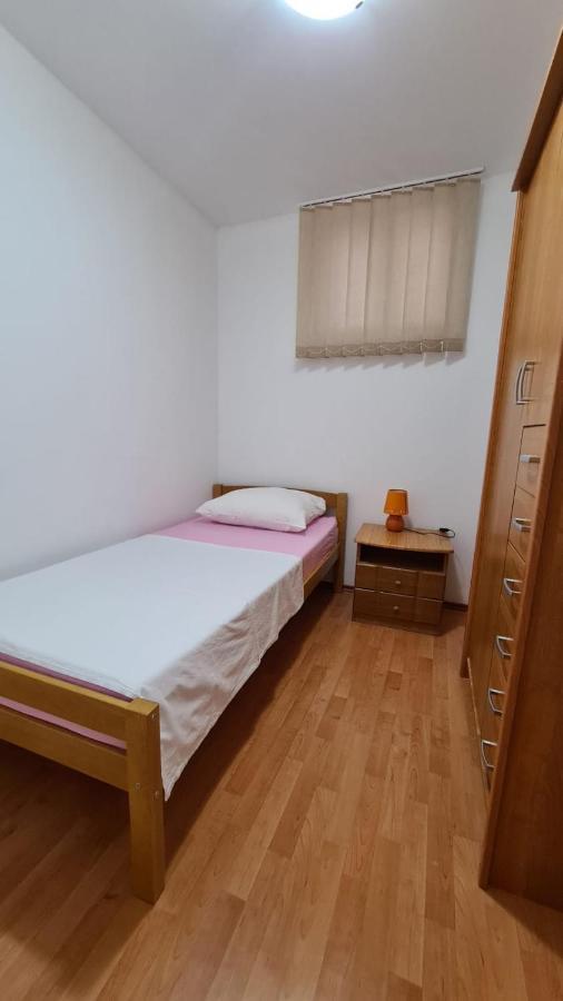 Apartments Pavlinovic คาชเตลา ภายนอก รูปภาพ